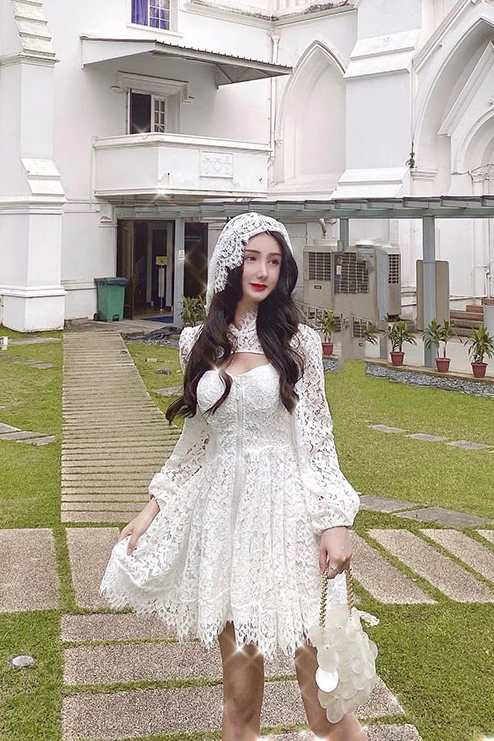 

Victorian Renaissance Vintage Gothic Lolita Dress Women Sexy White Lace Palace Princess Lolita Cosplay Girls Fairy Party Dresses