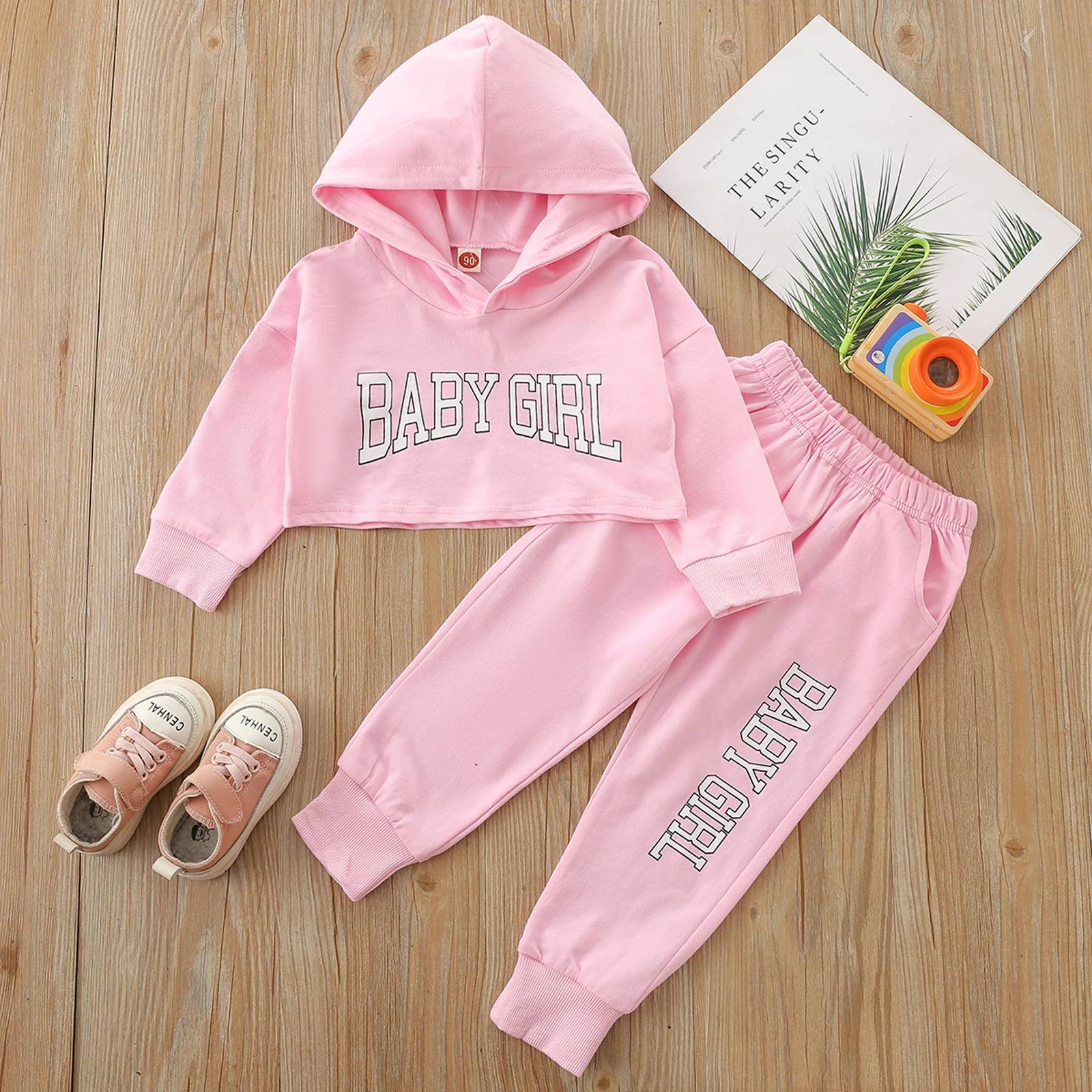 

2Pcs Toddler Girls Clothes Set Long Sleeve Letter Print Cropped Hoodie Pants Set комплекты одежды Baby Clothing