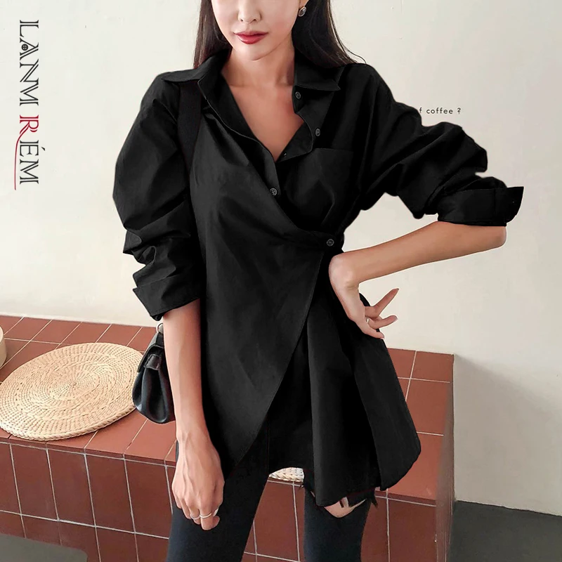 

LANMREM White Black Shirt For Women 2022 autumn winter Irregular Blouse Female Fashion New Asymmetry Loose Tops YH879