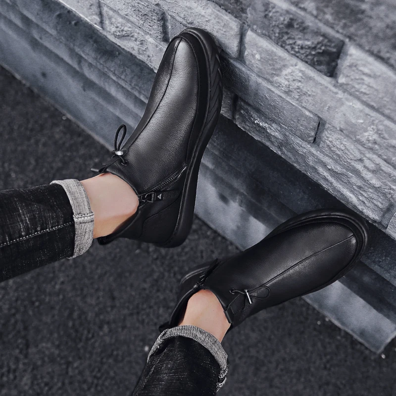 

Кроссовки fashion2020 мужские на плоской подошве, повседневные кожаные, спортивная обувь для отдыха, лоферы, черные