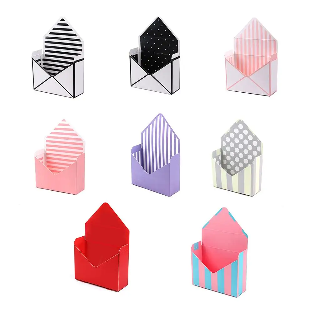

Creative Envelope Fold Flower Storage Box Wedding Engagement Party Decor Polka Dot Stripes Printed Paperboard Packaging Wrapping