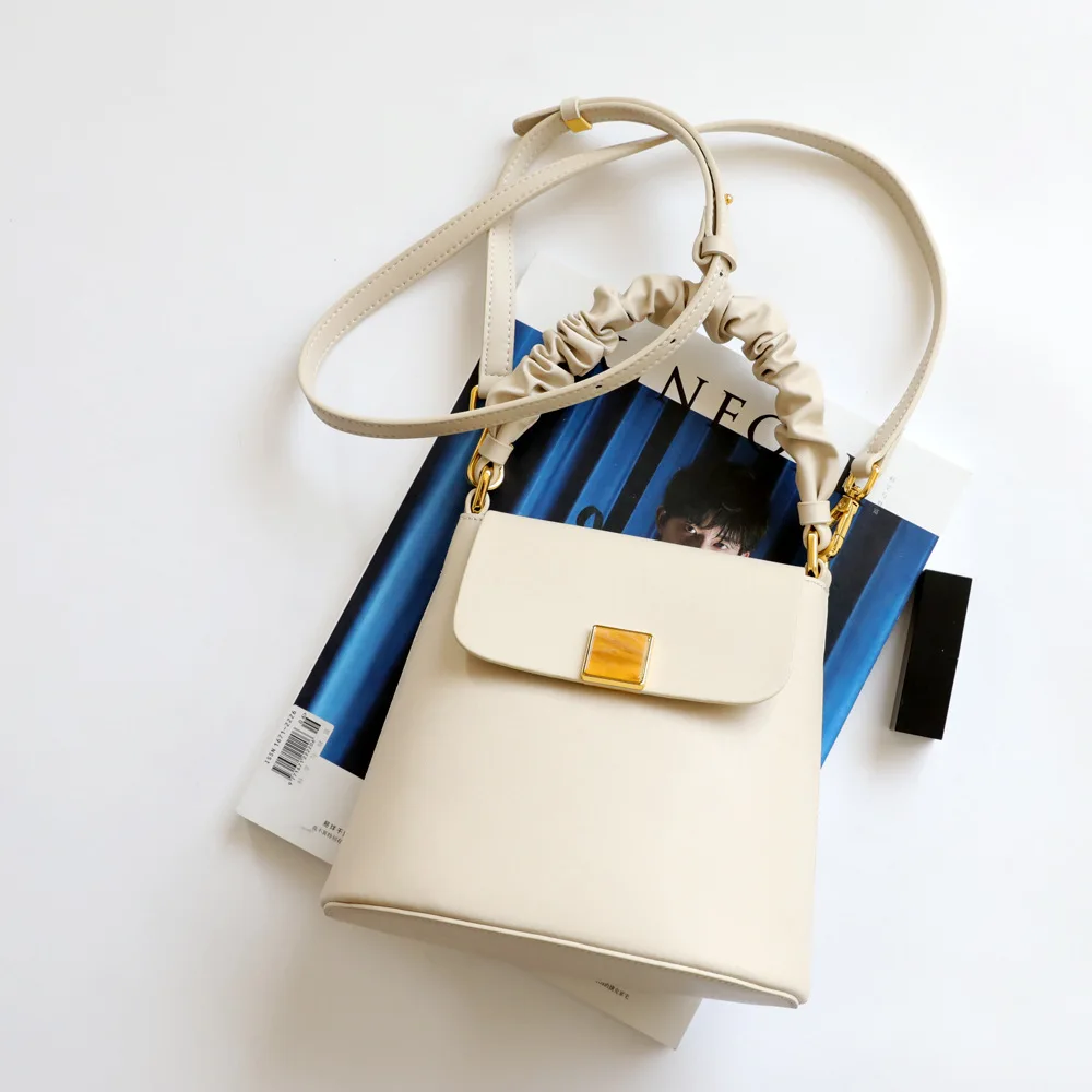 

Newest Spring Genuine Leather Bucket Bags for Women 2021 Luxury Designer Small Handbag Soft Leather Shoulder Messenger Bag Green