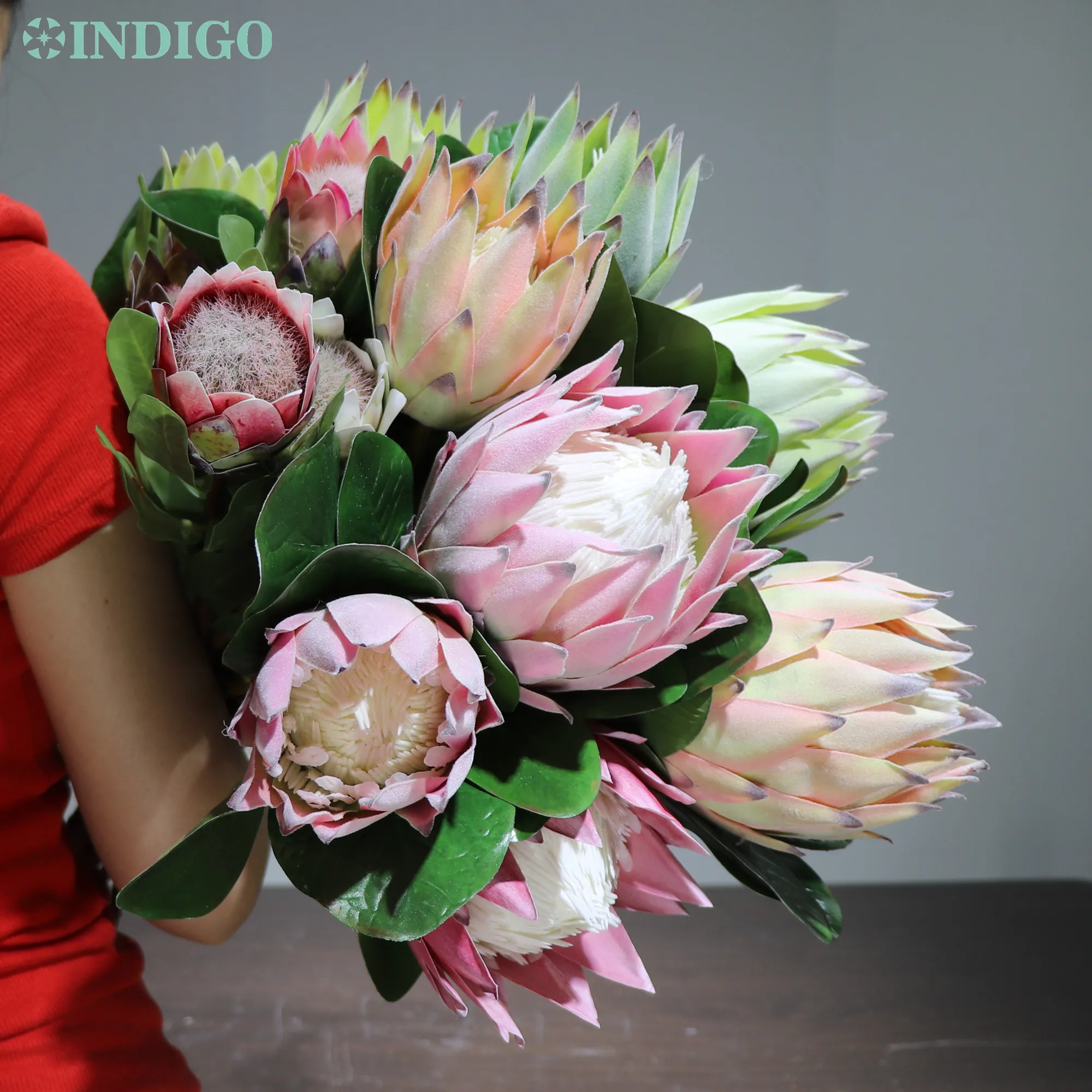 Protea 3 Größe Neue Artchoke Cynaroides Real Touch Diaplay Künstliche Blume Hochzeit König Blume Hause Dekoration Ereignis INDIGO