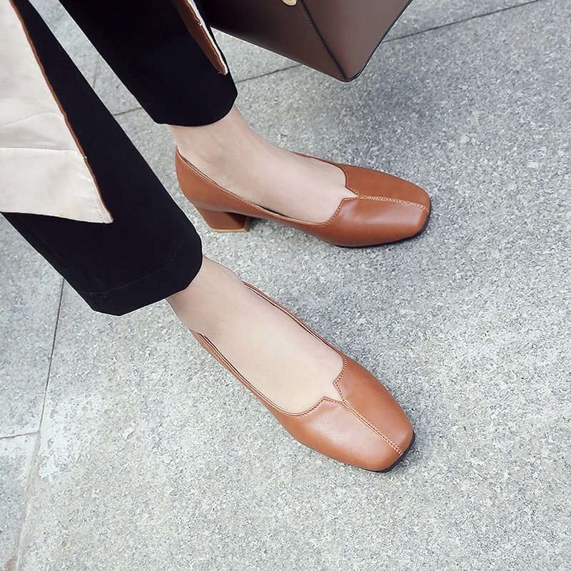 

Женские туфли-лодочки на высоком каблуке 4 см, размеры 34-46