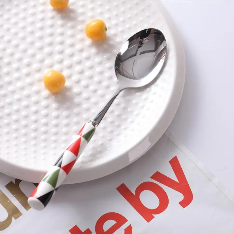 Вилка из нержавеющей стали с керамической ручкой скандинавский стиль