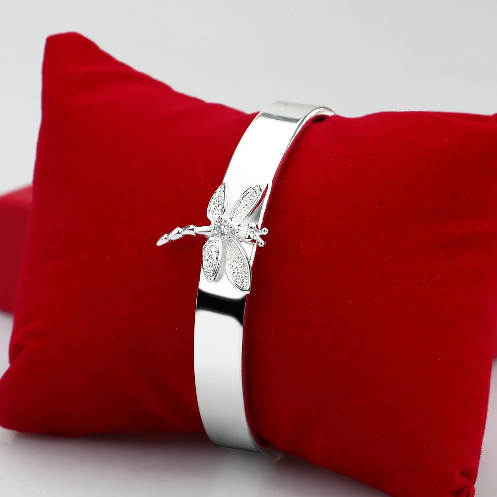 Женский браслет из серебра 925 пробы с подвеской-бабочкой | Украшения и аксессуары