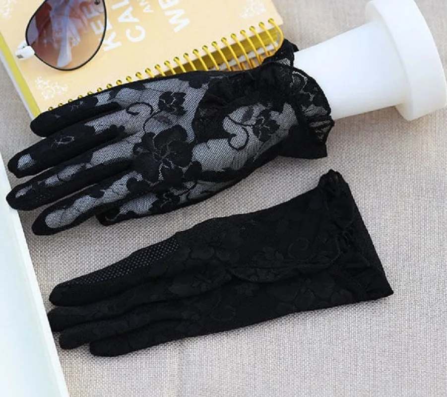 Fashion Sexy Lace Touch Screen Gloves Summer Sunscreen Ladies Anti-UV Driving Anti-Skid Cycling Lace Lotus Leaf Gloves images - 6