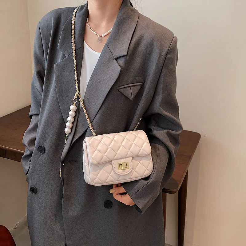 

Women's Bag 2021 Spring/summer New Korean Fashion Embroidery Line Single Shoulder Slant Small Bag Foreign Style Chain Bag