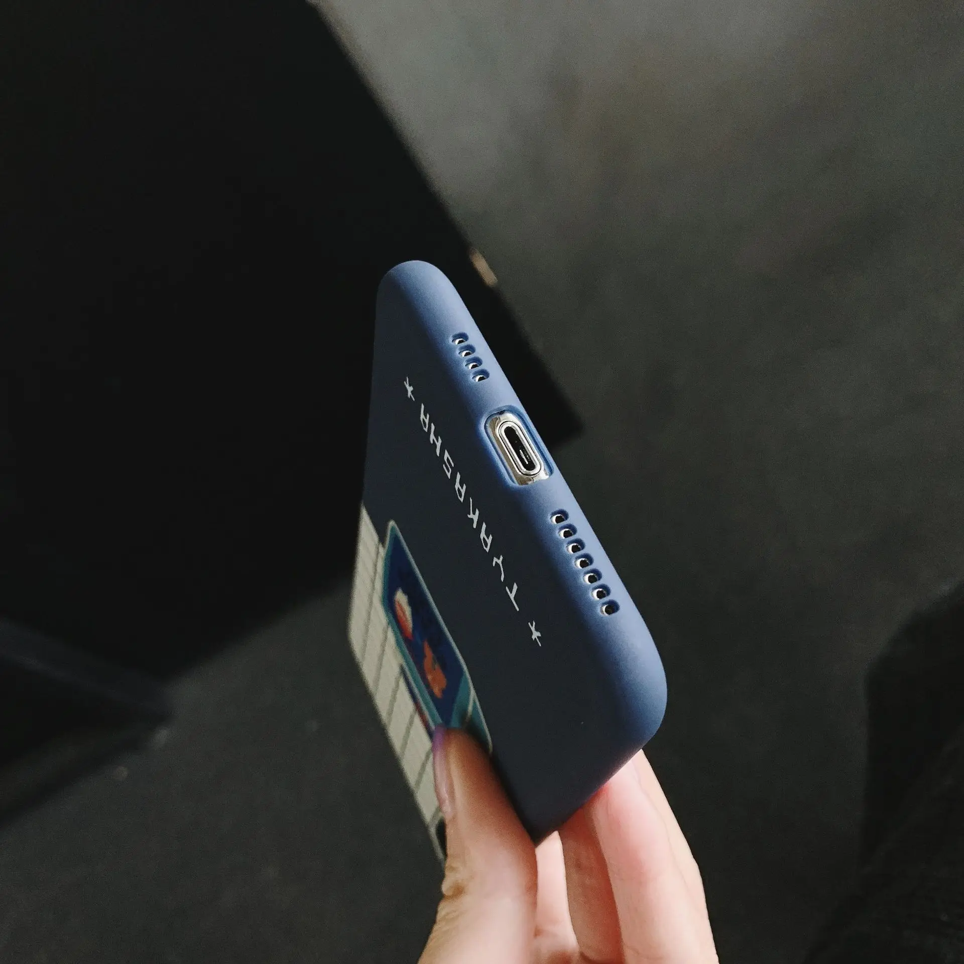 

Creative Illustration Trend Hot Dog IPhone11ProMax/12Mini/XR/XS/X/8/7 Drop-proof Solid Color Silicone Phone Case Wholesale