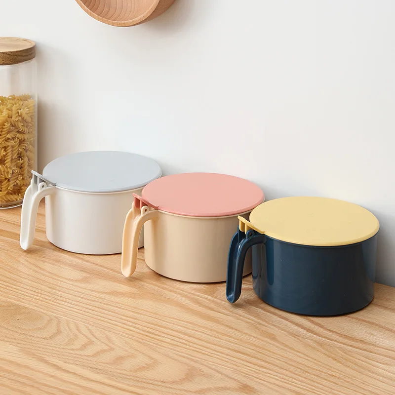 

4 Grid Jars For Spices Kitchen Supplies Plastic Storage Container Europe Style Salt Shaker Pepper Kitchen Accessories With Spoon