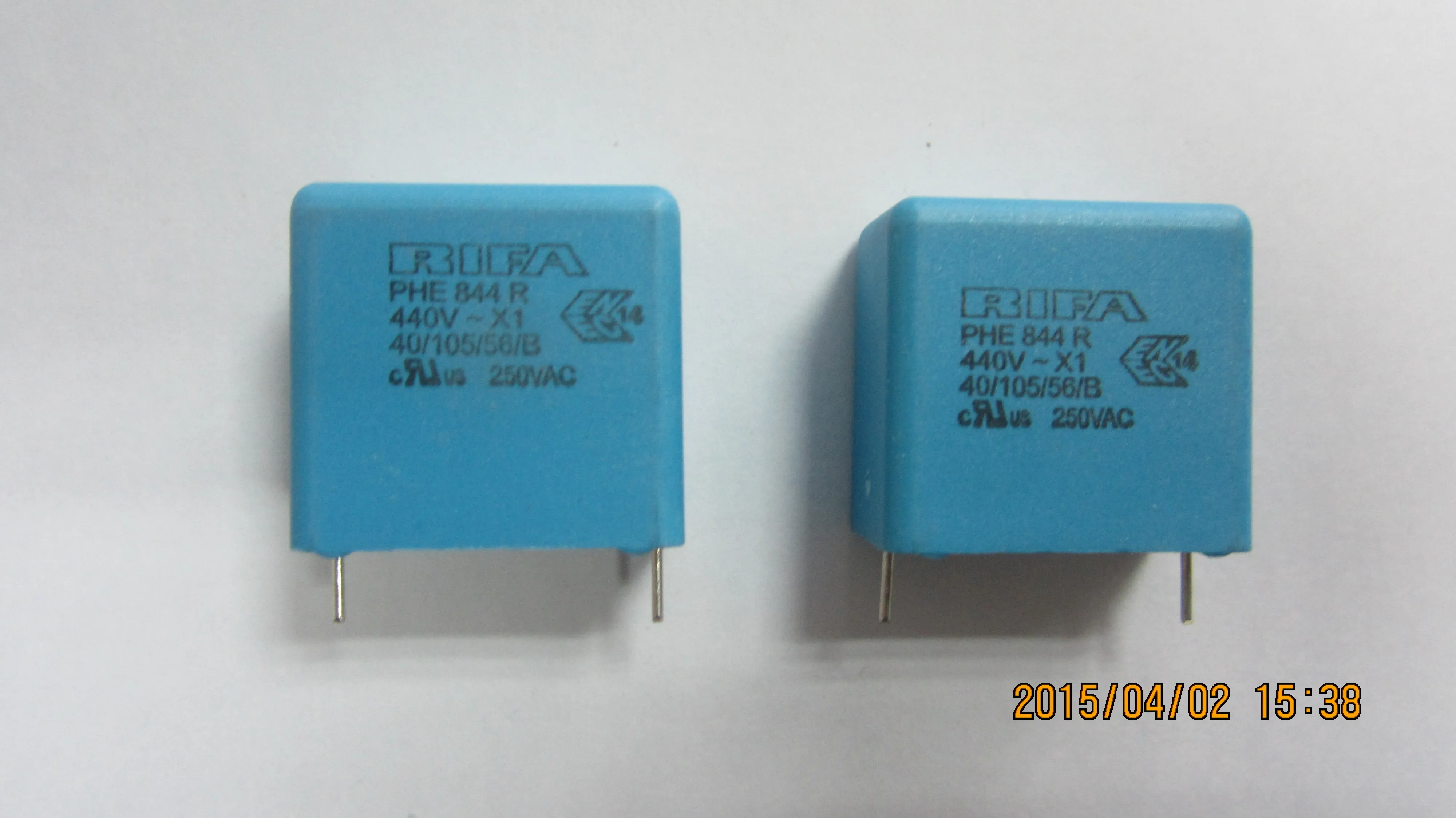 Конденсатор PHE844RD6470MR06L2: полипропилен X1 470 НФ 480 В переменного тока ± 20% THT -40