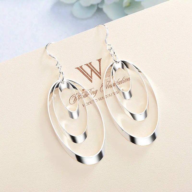 Женские серьги-подвески с фианитом серебряного цвета | Украшения и аксессуары