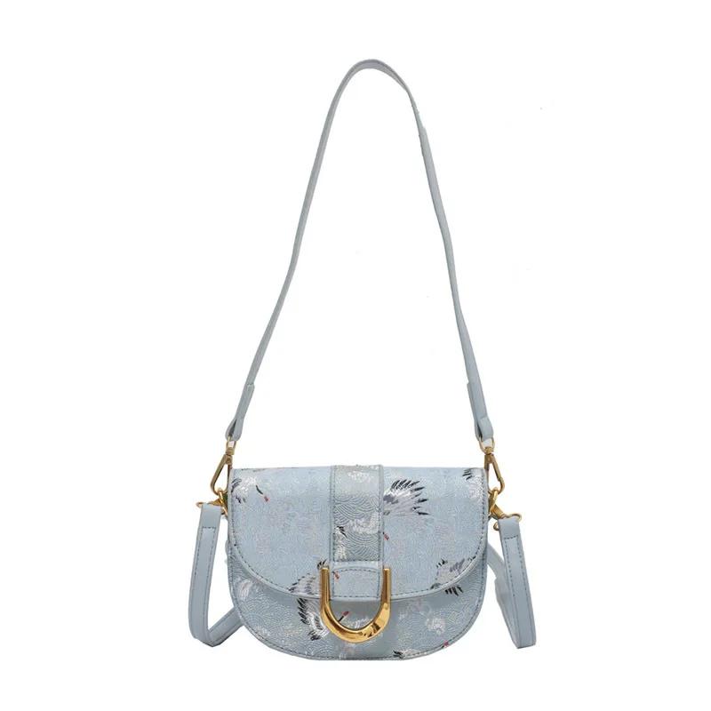 

2021 New Classical Embroidery Saddle Bag Shoulder Messenger Horseshoe Buckle Fashion Female Bag Summer High Quality Underarm Bag