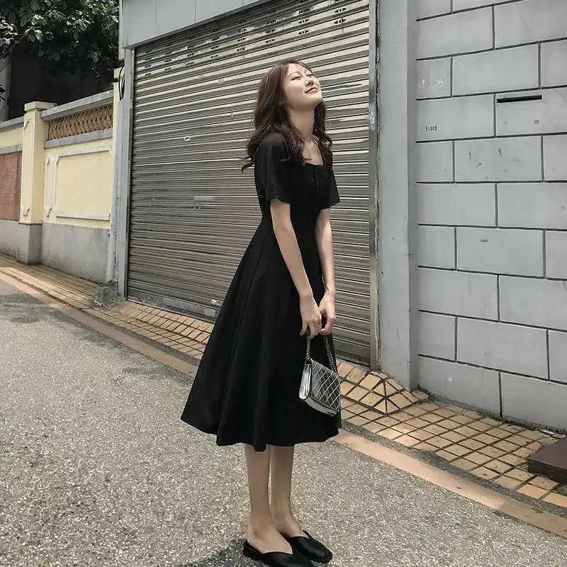 

French Style Platycodon Grandiflorum Retro Waist-Controlled Slimming Hepburn Style Square Collar Black Dress Sneaky Design