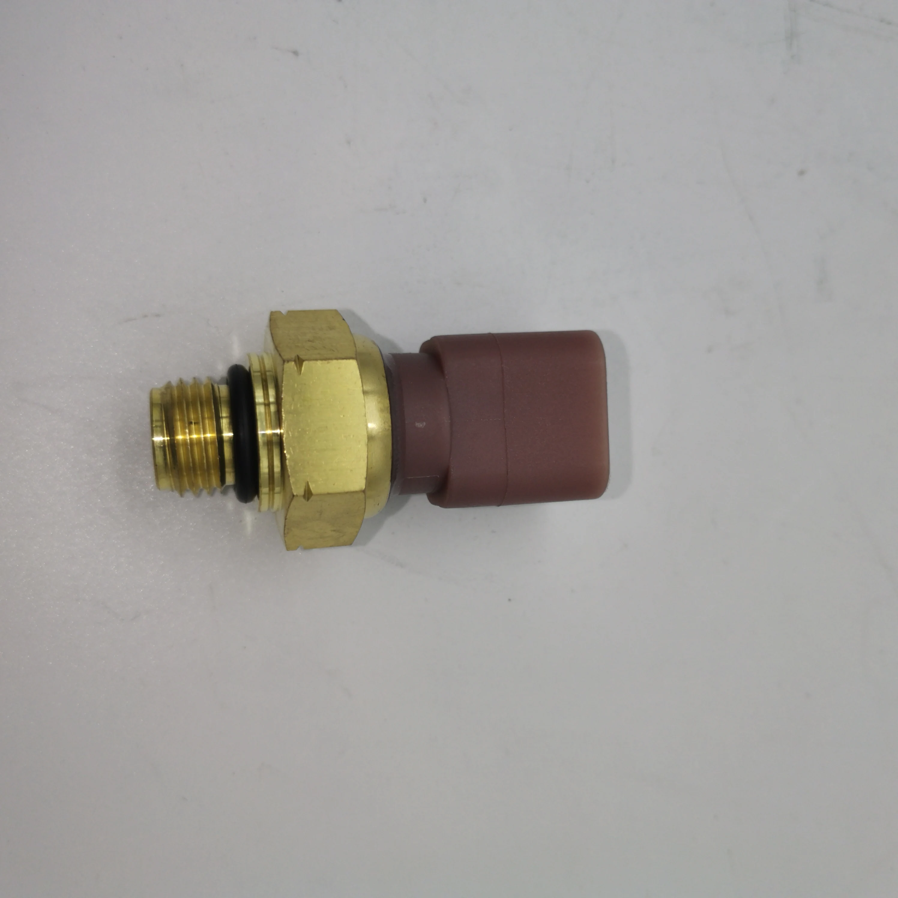 

E320D Excavator oil Pressure Sensor 274-6720 2746720
