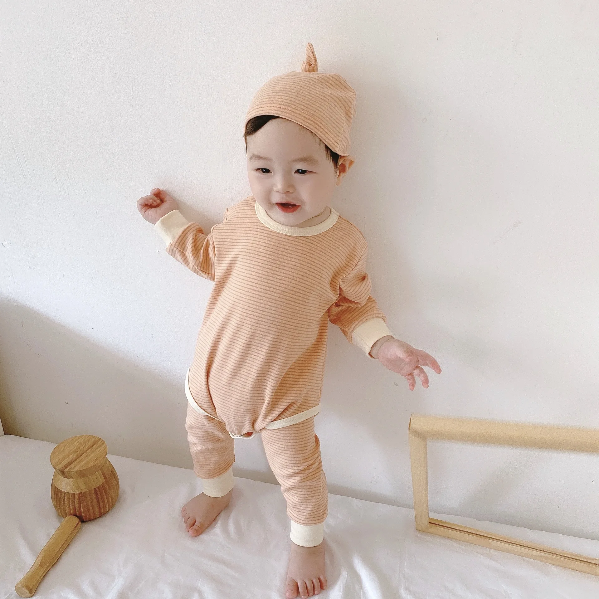 

New Born Baby Sleepwear Set Baby Clothes Set Romper +Pants +Hat 3Pcs Overalls Baby Boys Nightwear Outfits Infant Girls Pajamas
