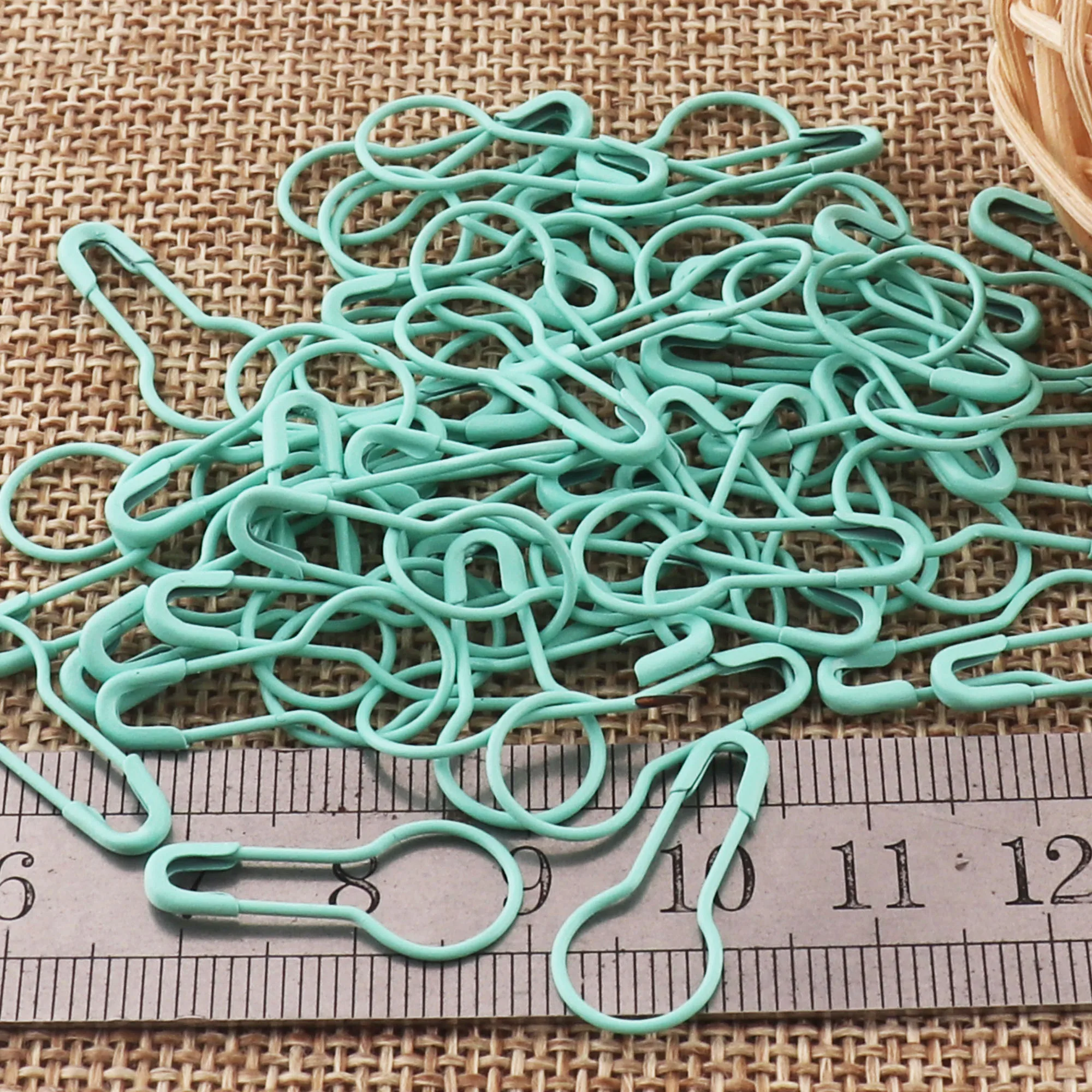 

50 pcs Green Safety Pins,Bulb Pins,Pear safety pins,knitting pin Removable Stitch Markers,jewelry pins