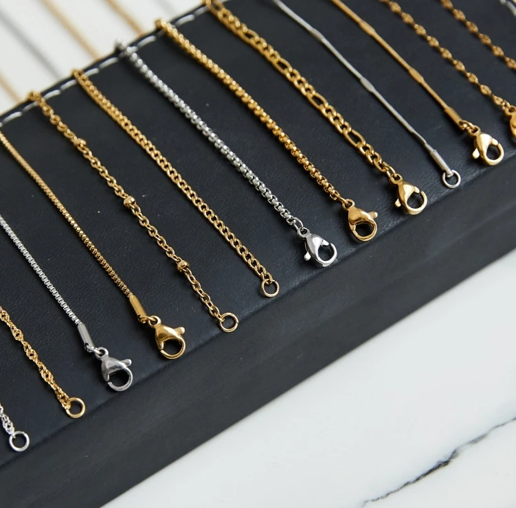 

Wholesale 5pcs Mix Designs 2021 Fashion Hot-selling Gold Basic Stainless Steel Snake Cuban Rope Box Link Figaro Chain Necklaces