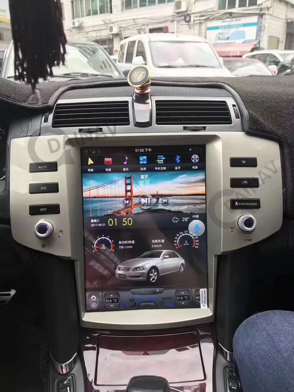 

Car Multimedia DVD Player GPS Navigation For Reiz 2005 2006 2007 2008 2009 Vertical Screen Auto Radio Stereo Car GPS Navigation