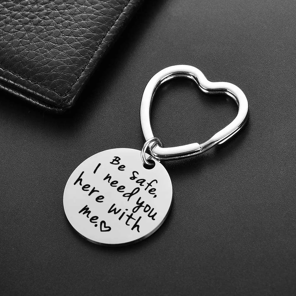 Европейский и американский ключевой кольцо-ожерелье из нержавеющей стали "Будьте в безопасности для семьи и друзей" - рождественский подарок, возможность индивидуальной настройки, оптовая продажа.
