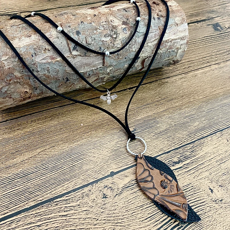 Ожерелье-чокер женское из натуральной кожи с подвеской в виде листа |