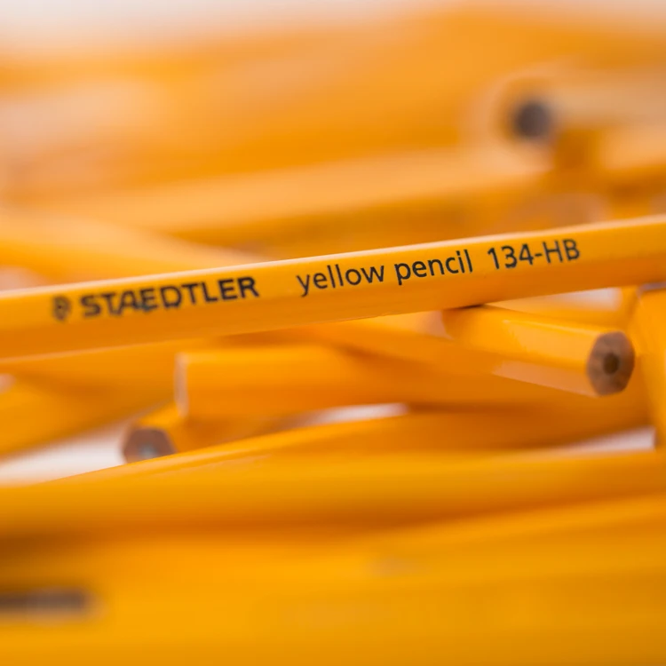12 шт. желтый карандаш stedtler 134 деревянный HB 2B с резиновой головкой для офиса и