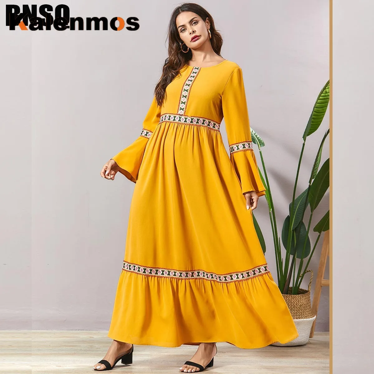 Женское мусульманское платье в стиле бохо желтое макси с расклешенными рукавами