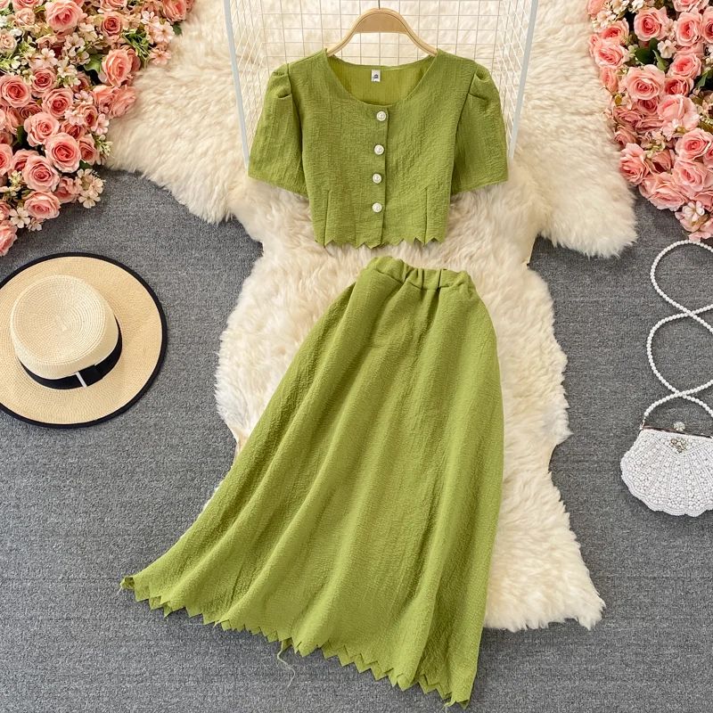

Women 2 Pcs Suit High Waist Knee-length Mid-length Large Hem Wavy Skirt + Round Neck High Waist Short Crop Top Ladies Suit