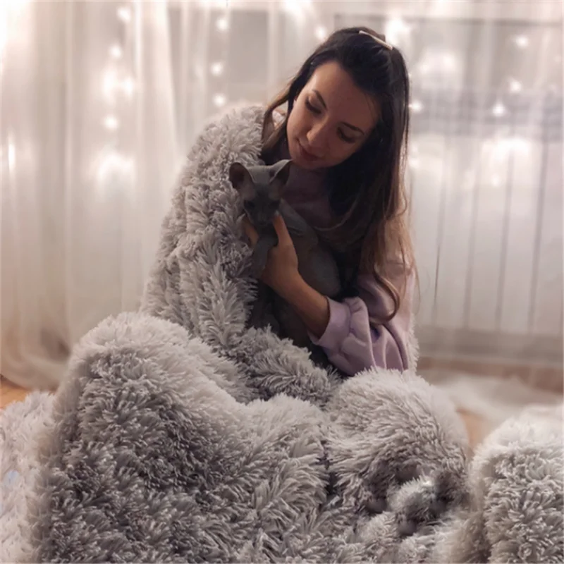 BeddingOutlet Одеяло мохнатый бросать Мягкое плюшевое покрывало на кровать из