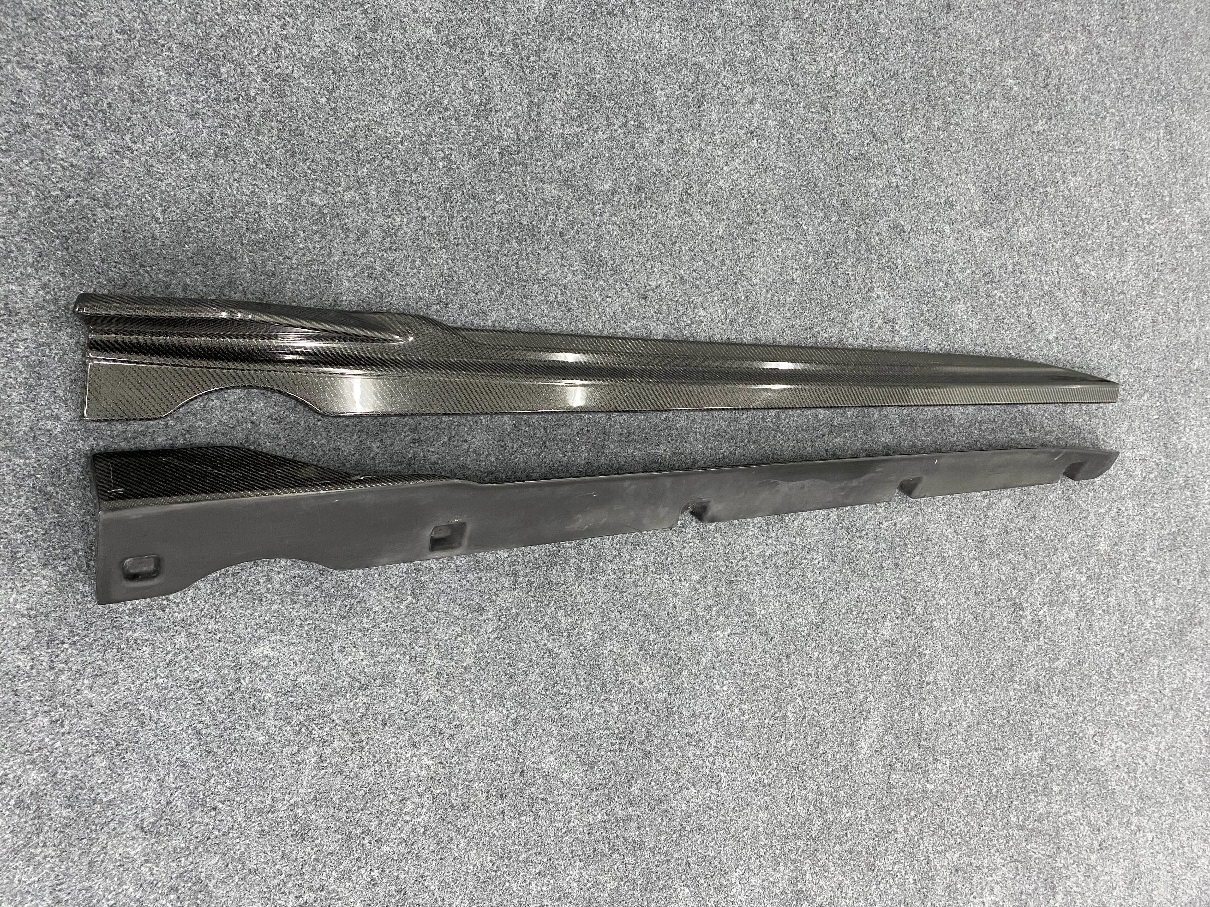 

High quality X5 G05 modified Black Samurai style carbon fiber side skirt fit for X5 G05