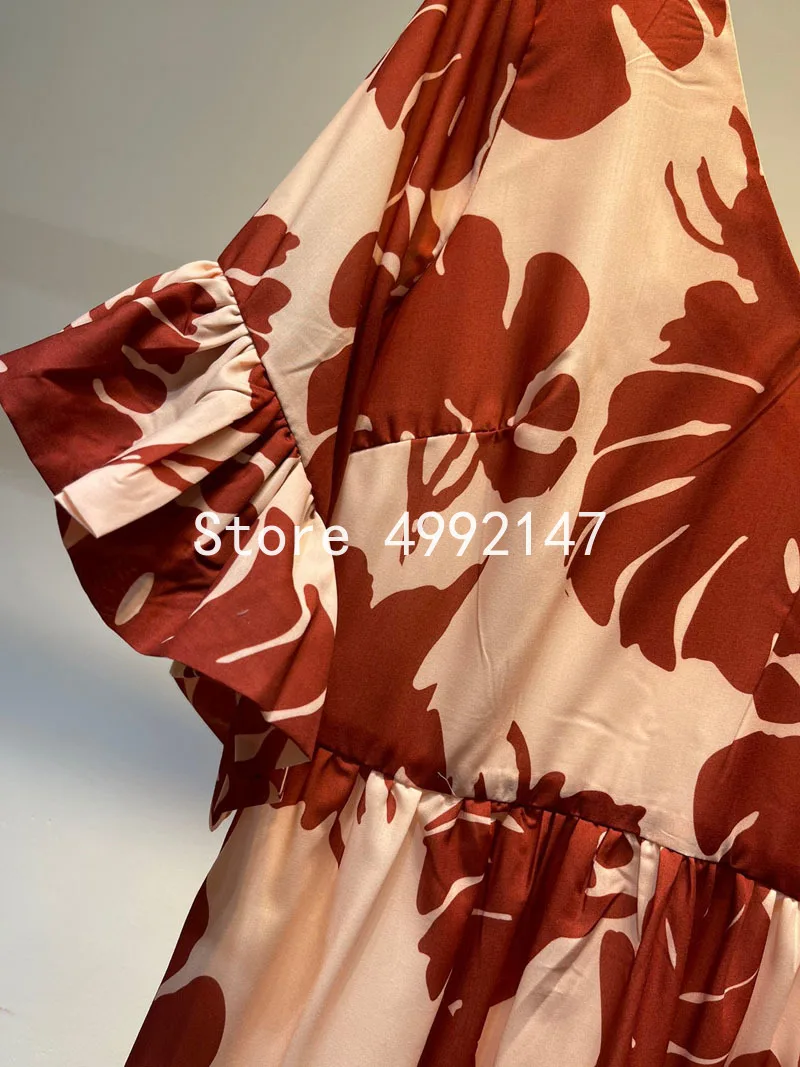 

2021 summer new sexy bohemian deep v-neck floral printed holiday beach long dress women vintage big hem midi dress Y613