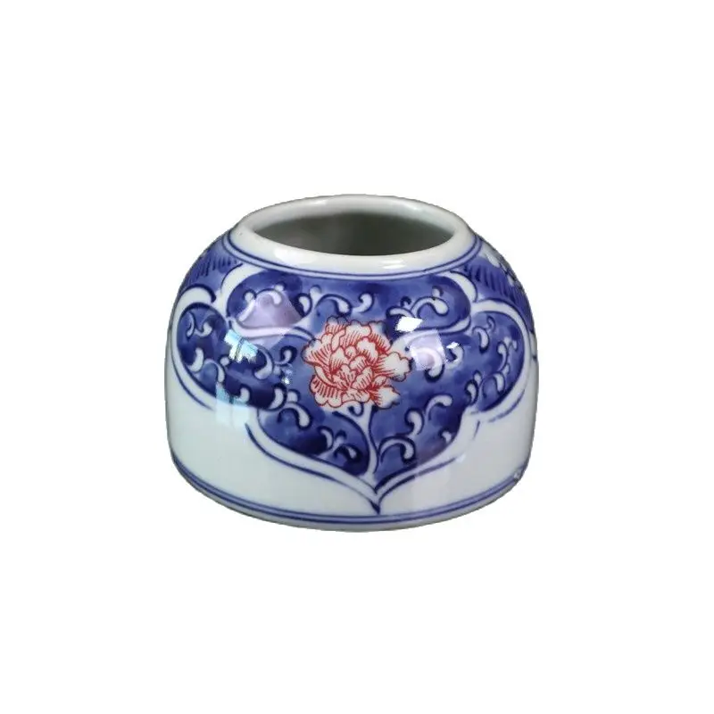 

Chinese Old Porcelain Blue And White Underglaze Pot With Red Flower Pattern