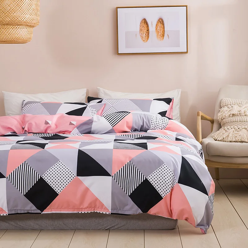 Комплект постельного белья из 2/3 предметов с двухсторонним принтом | Дом и сад