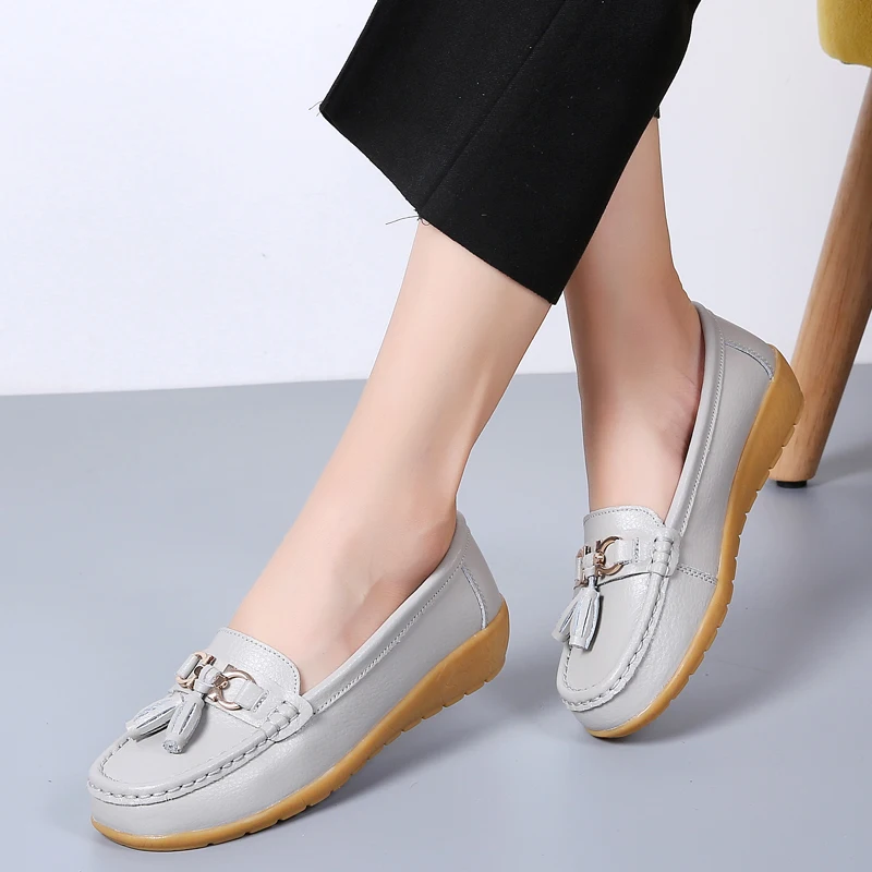 

2021 Spring And Autumn New Leather Women's Shoes Women's Single Pea Shoes Leather Soft Sole Wedge Shoes Large Size Women's Shoes