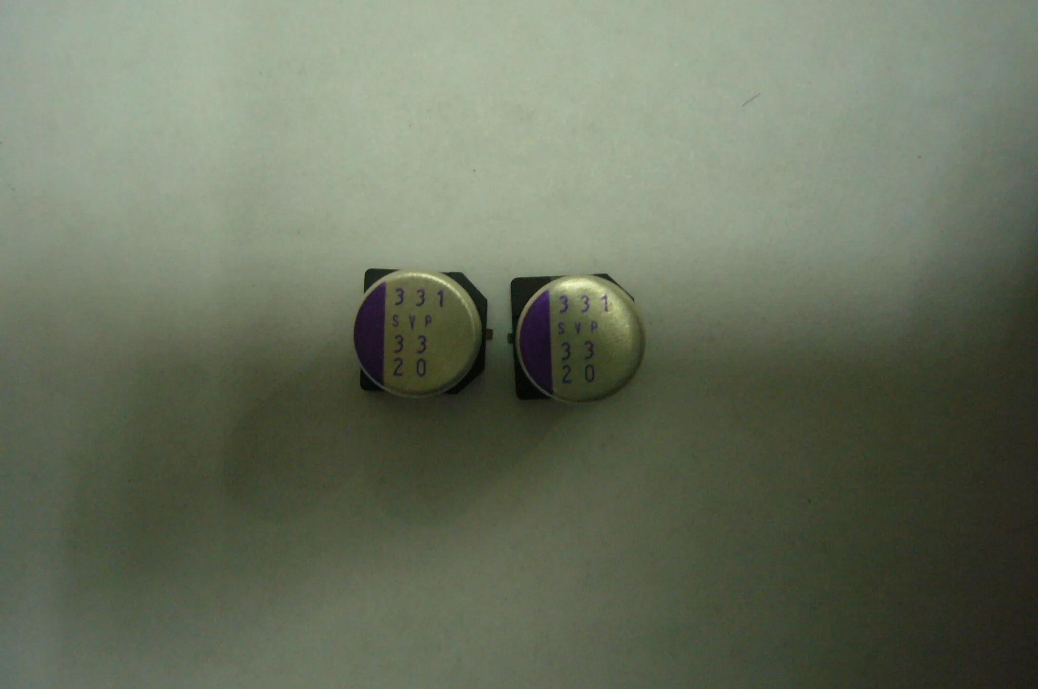 

20 v33uf sanyo SVP solid patch capacitance 8 x7 svp33m 20