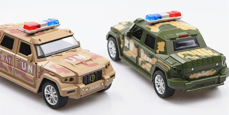 Kombat Полицейская машина XA3207, модель спортивного автомобиля из сплава, Сверхмощный Щит для кросса, полицейский автомобиль, звуковой светильник, модель автомобиля