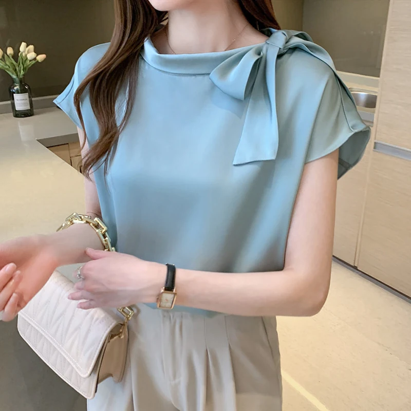 

Casual Plus Size Female Clothing 2021 Summer Short Sleeve Silk Satin Blouse Women O Neck Bow Women Shirts Tops Blusas 14342