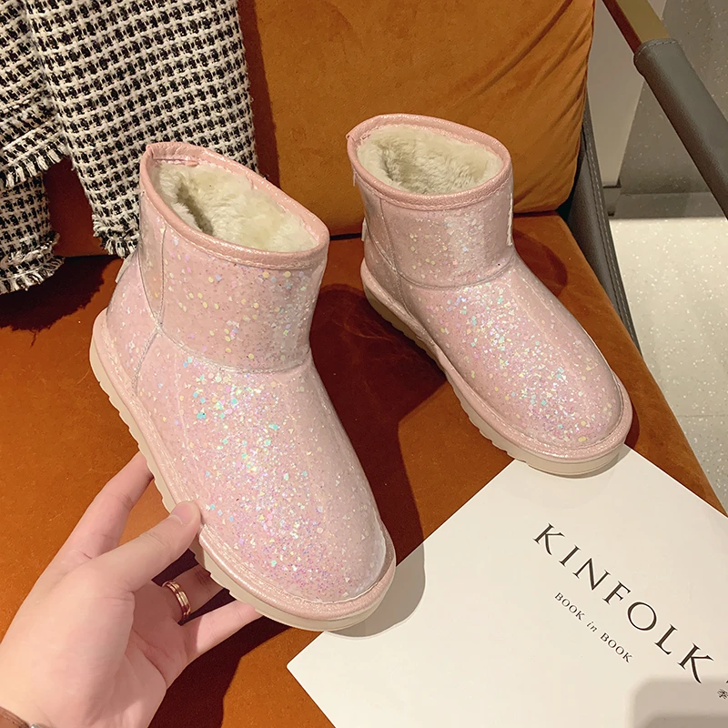 

Зимние теплые ботинки челси, женская обувь, новинка 2022, Зимние ботильоны, водонепроницаемые, украшенные мехом, на плоской подошве, модная ко...