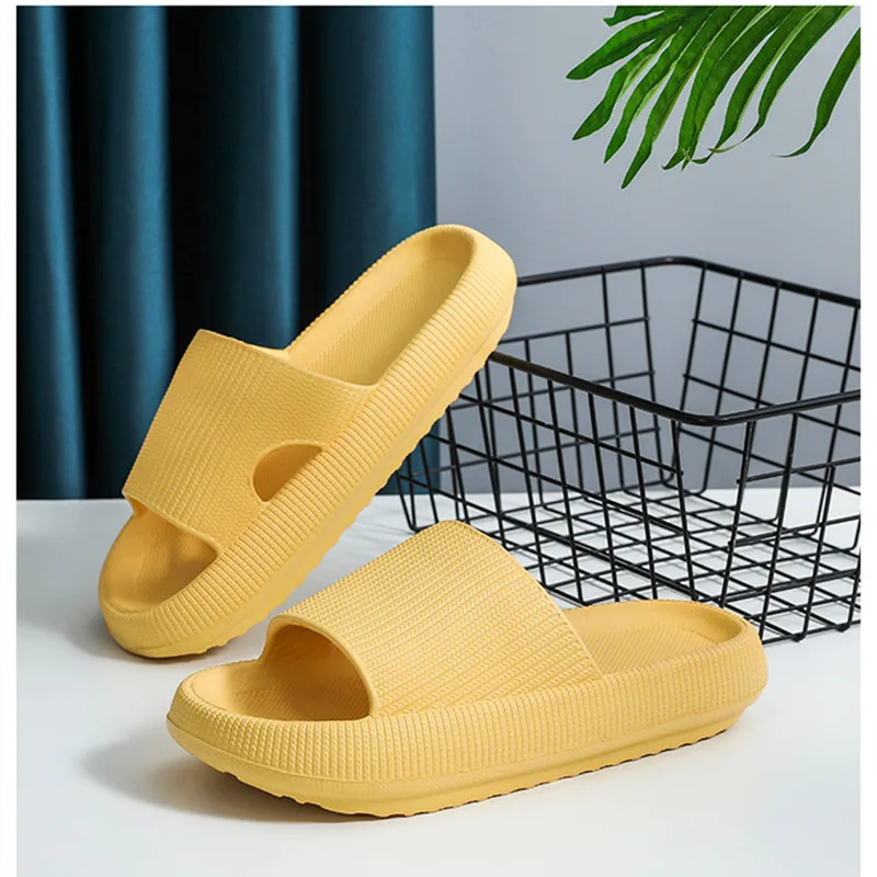 Сверхмягкие домашние тапочки нескользящая толстая подошва для ванной и душа