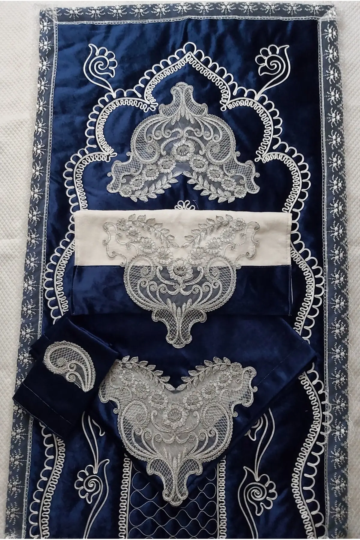 

4 piece Velvet Fabric Dowries Groom Set