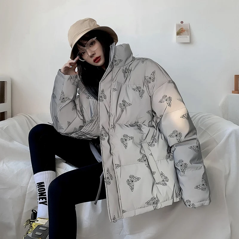 

Куртка женская зимняя, со светоотражающими вставками, большого размера