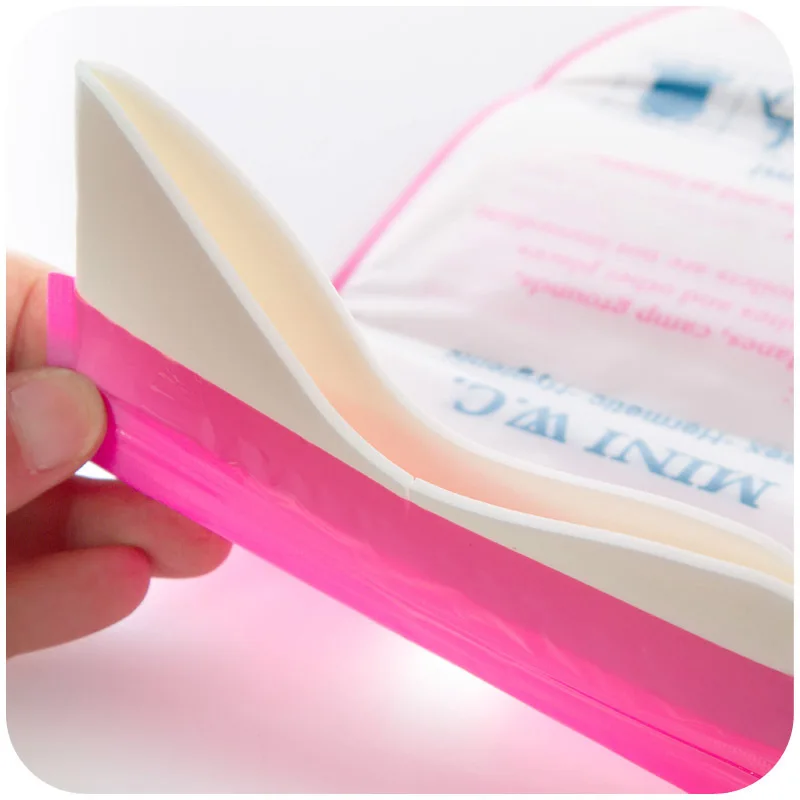 

4PCS Universal Portable Disposable Emergency Urine Bag Non-toxic And Tasteless 700ml Airsickness Bag Emergency Urine Bag