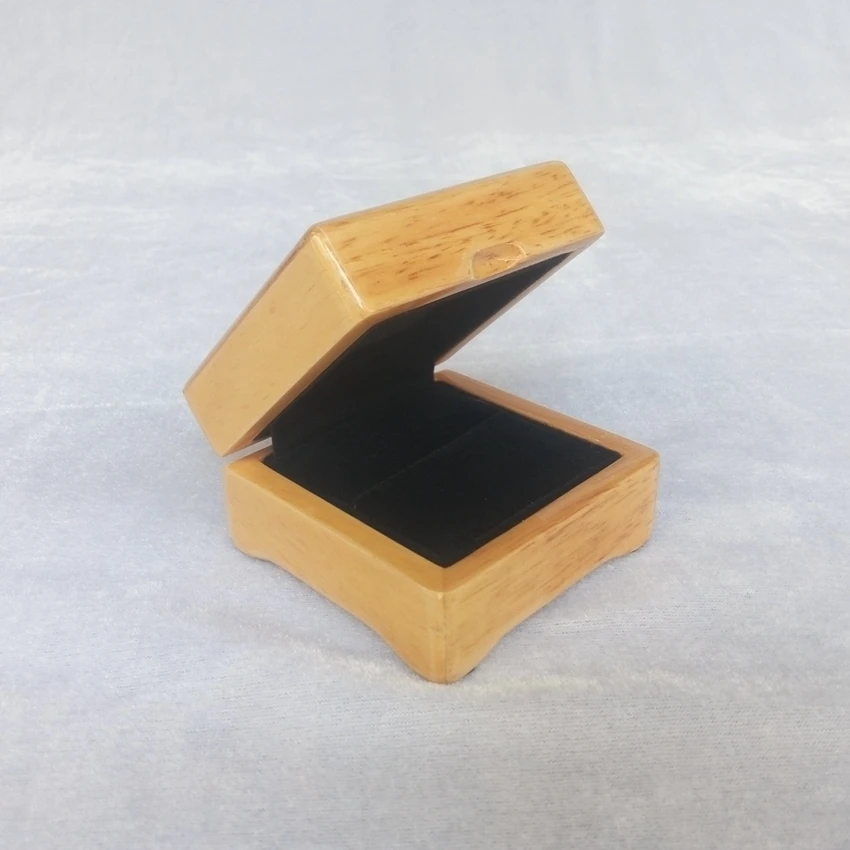 Деревянная шкатулка для ювелирных украшений хранения колец и сережек чехол