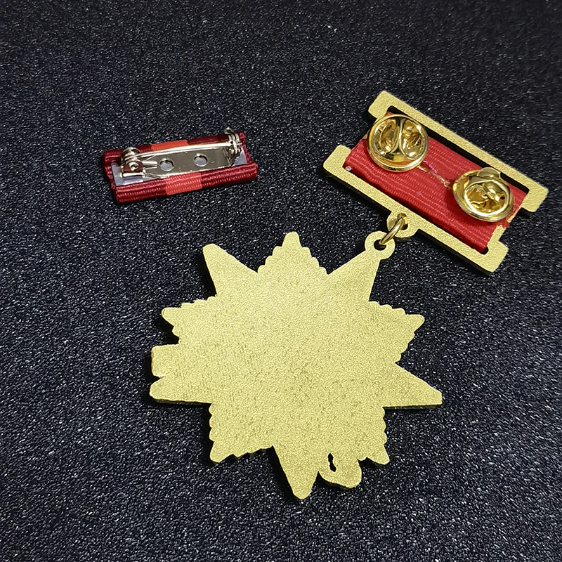 1 шт. медаль с красным флагом Советского Союза 1942