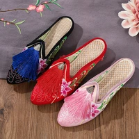 yuan embroidery handmade flower embroidery slippers summer fashion women casual shoes woman breathable flip flops huaping