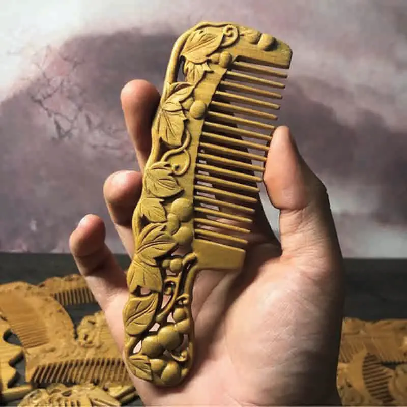 

Аргентинская сандаловая Расческа с ароматом зеленого сандалового дерева, двусторонняя резная деревянная расческа, антистатическое дерево...