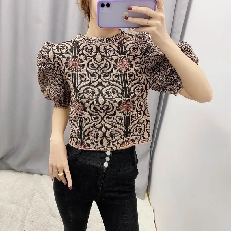 Женские трикотажные топы весна 2020 новый модный короткий рукав жаккардовый узор с