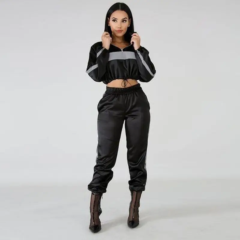

Autumn Winter Reflective Lightening Long Sleeve Women Set High Street Female Sweatshirt Pant 2 Piece Suit Set Black Women's Sets