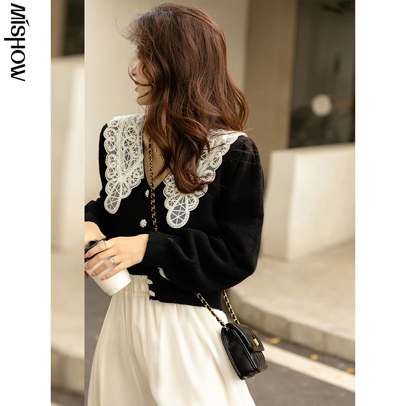 

MISHOW 2021 Autumn Sweaters For Women Vintage Lace Collar Elegant Button Slim Knitted Tops Female Retro Cardigans MXA38Z0159