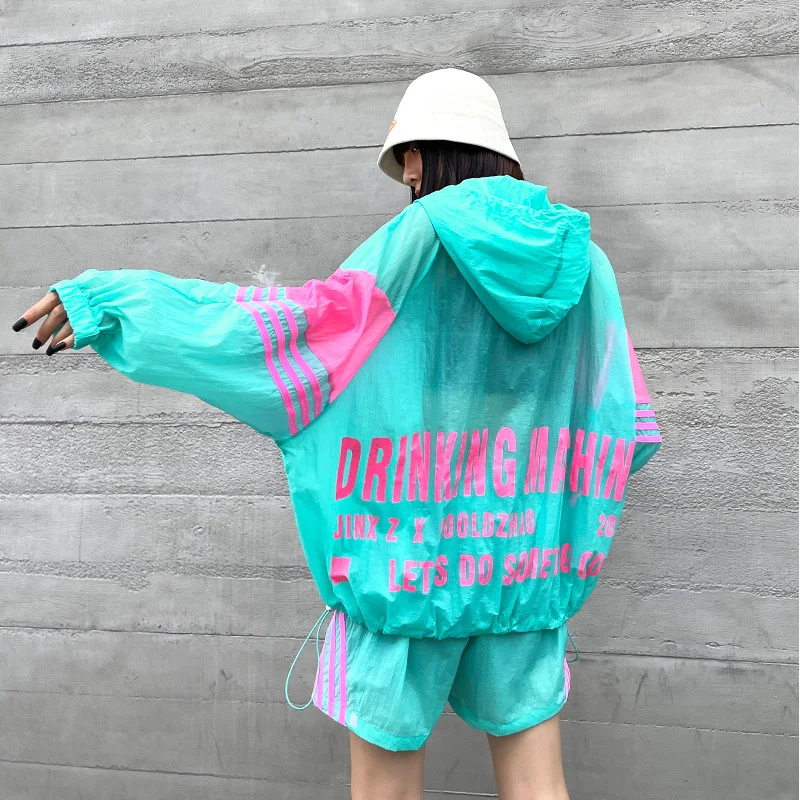 

Contrast Color Printed Shorts Two Piece Suit Hooded Long Sleeve Loose Women Fashion Tide Spring Summer 2021 Z660